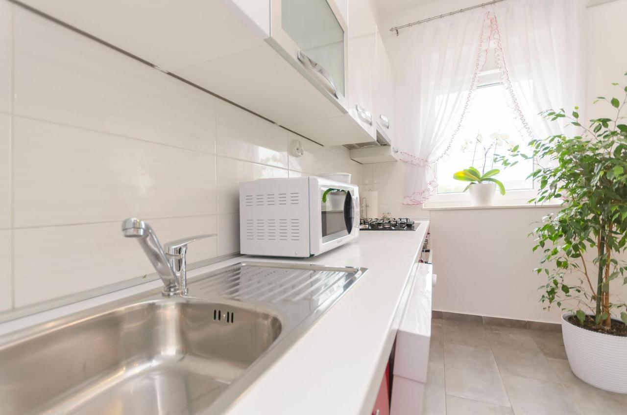 Apartment Luka Rupe Екстериор снимка