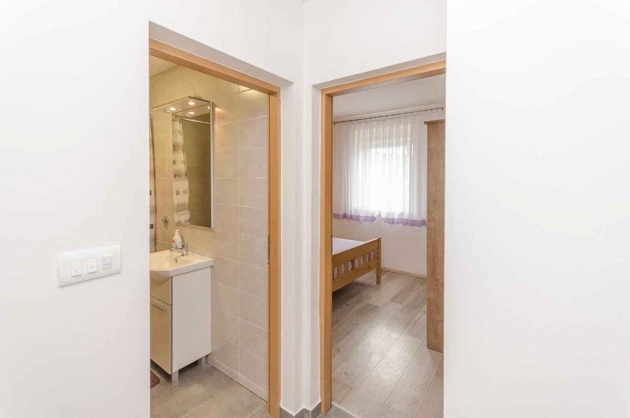 Apartment Luka Rupe Екстериор снимка