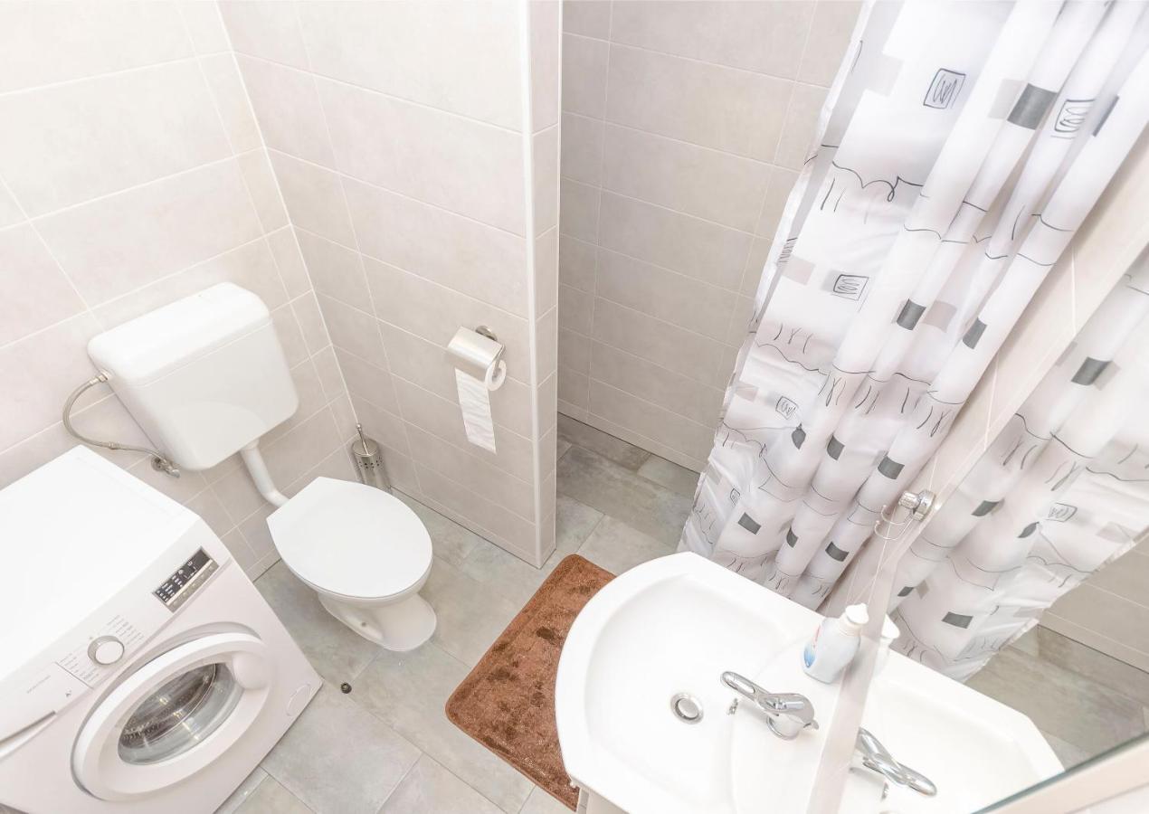 Apartment Luka Rupe Екстериор снимка