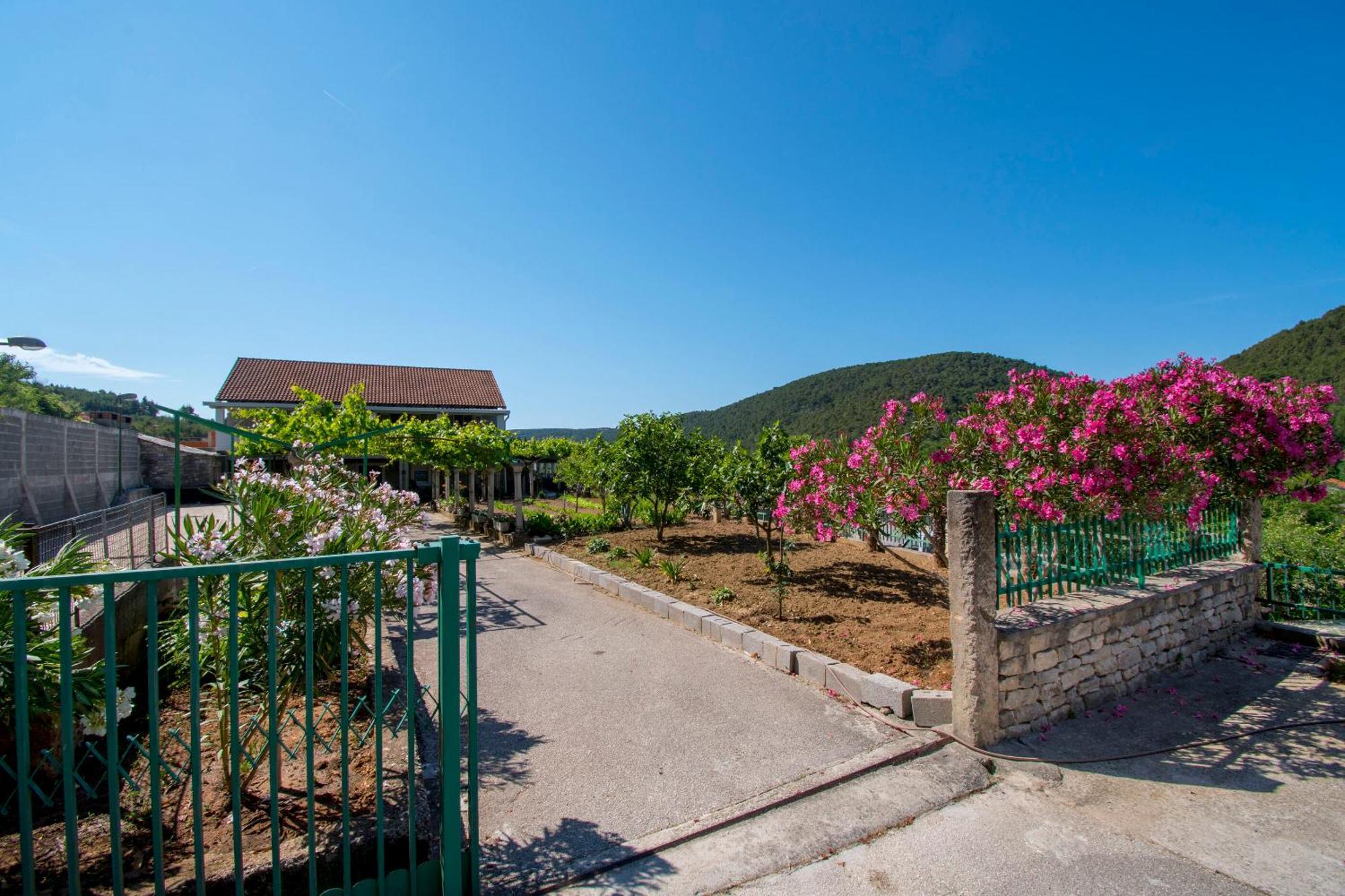 Apartment Luka Rupe Екстериор снимка